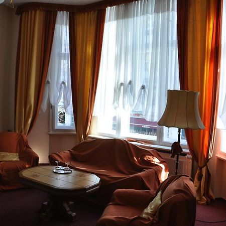 Hotel Pension Savoy Near Kurfuerstendamm Берлин Номер фото